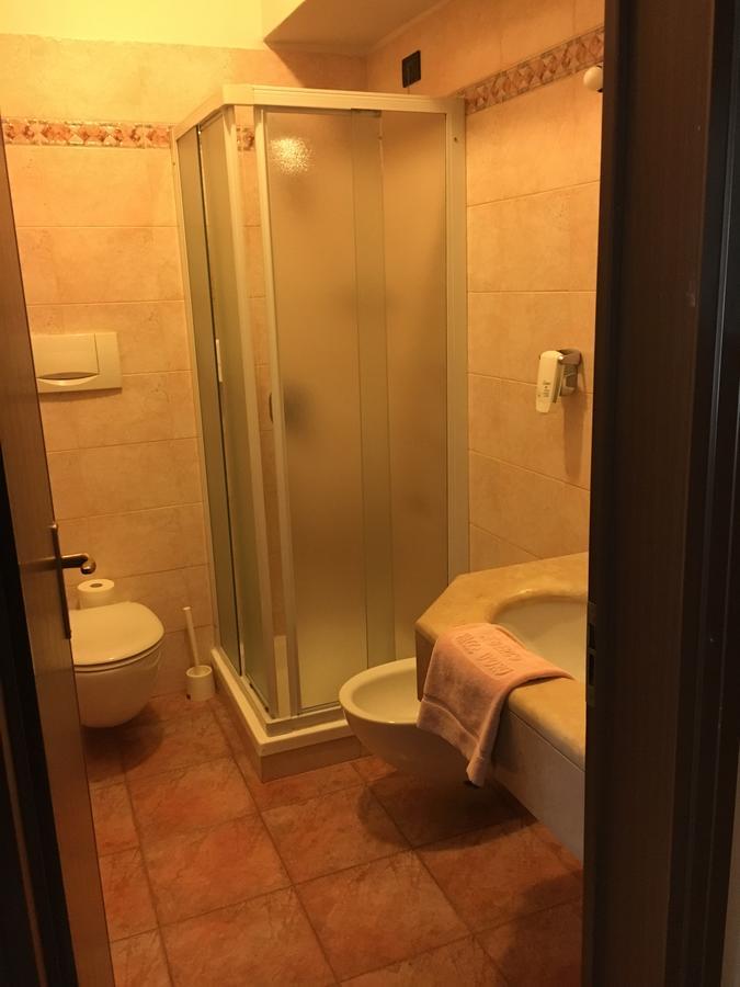 Albergo Valle d'Oro Albino Esterno foto
