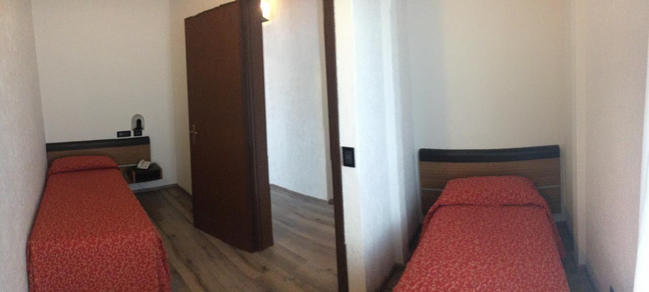 Albergo Valle d'Oro Albino Esterno foto